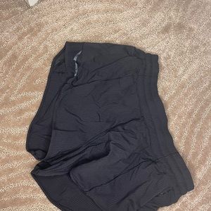 Hotty Hot shorts size 6 Lululemon black